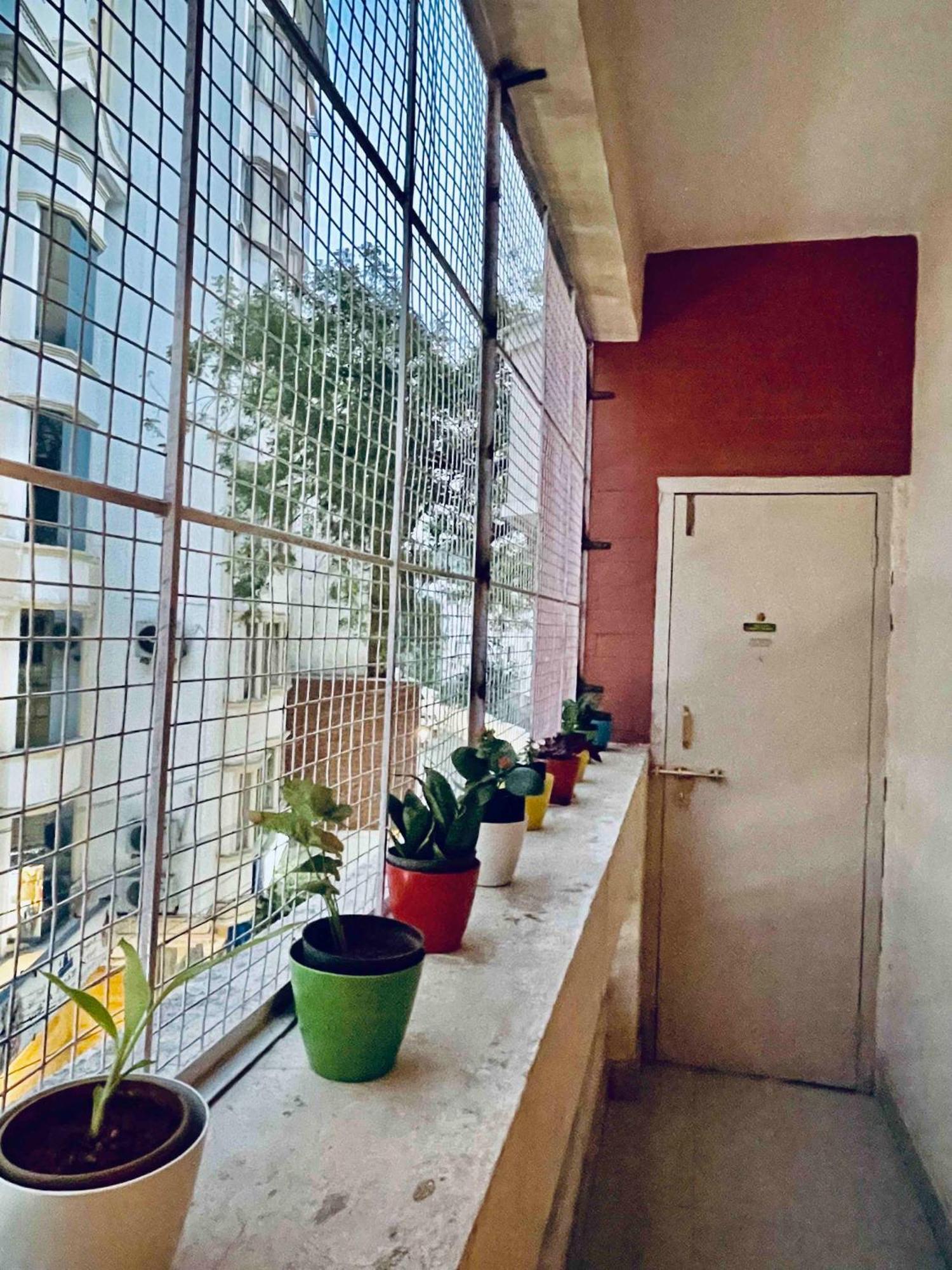 פוטאפארטי Shanthi Home Stay מראה חיצוני תמונה